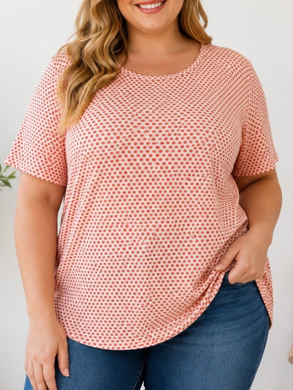 LuLaRoe Classic T Women's Coral Textured Polka Dot Short Sleeve Stretch T-Shirt
